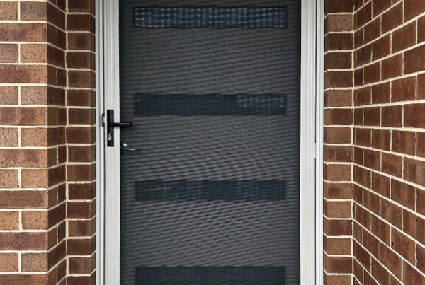 North East Doors and Screens Logo, Albury Wodonga, Vista Guard